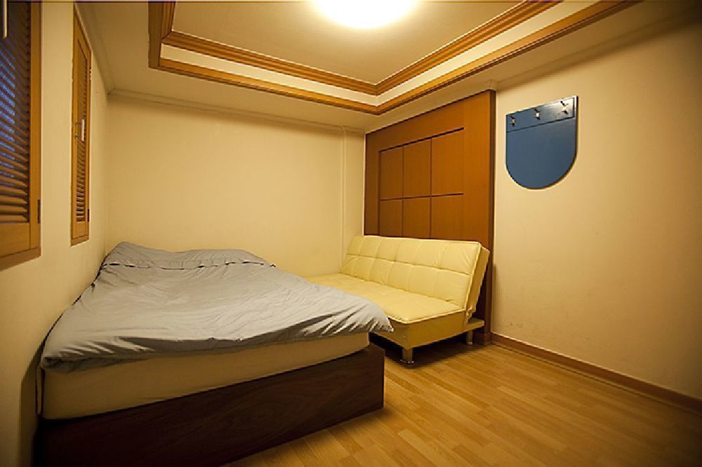 Oppa Hostel Seoul Exterior photo