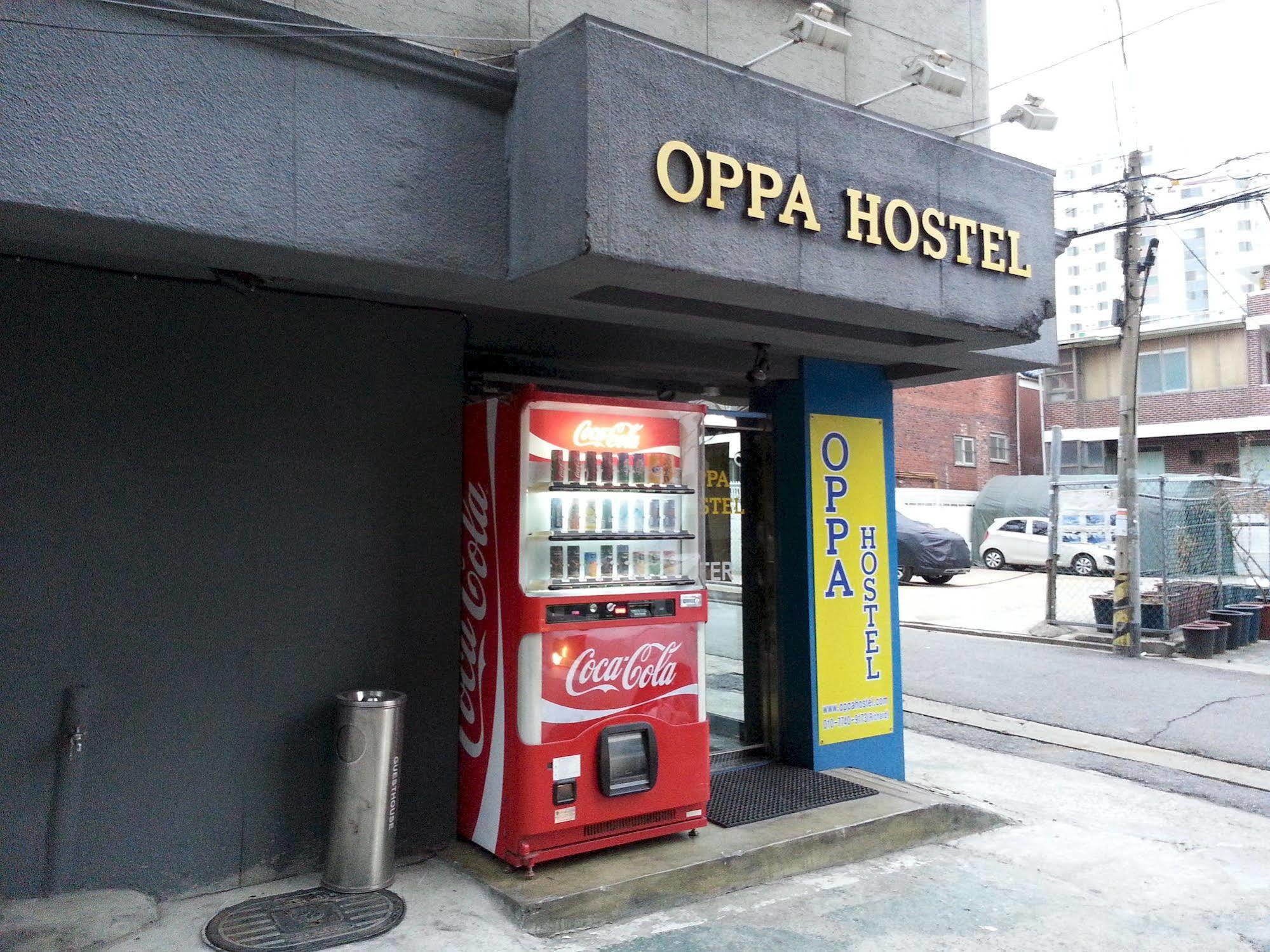 Oppa Hostel Seoul Exterior photo
