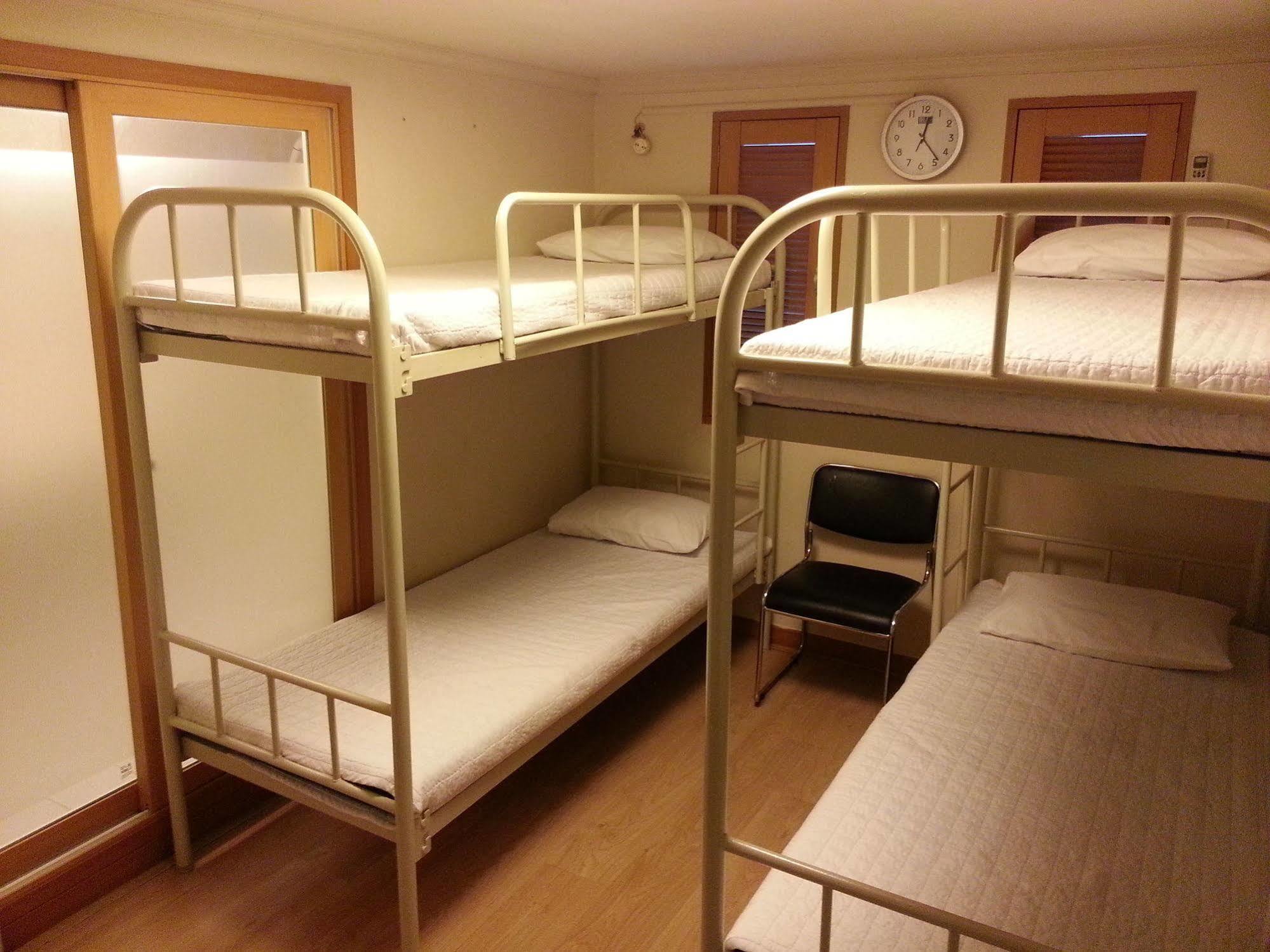 Oppa Hostel Seoul Exterior photo