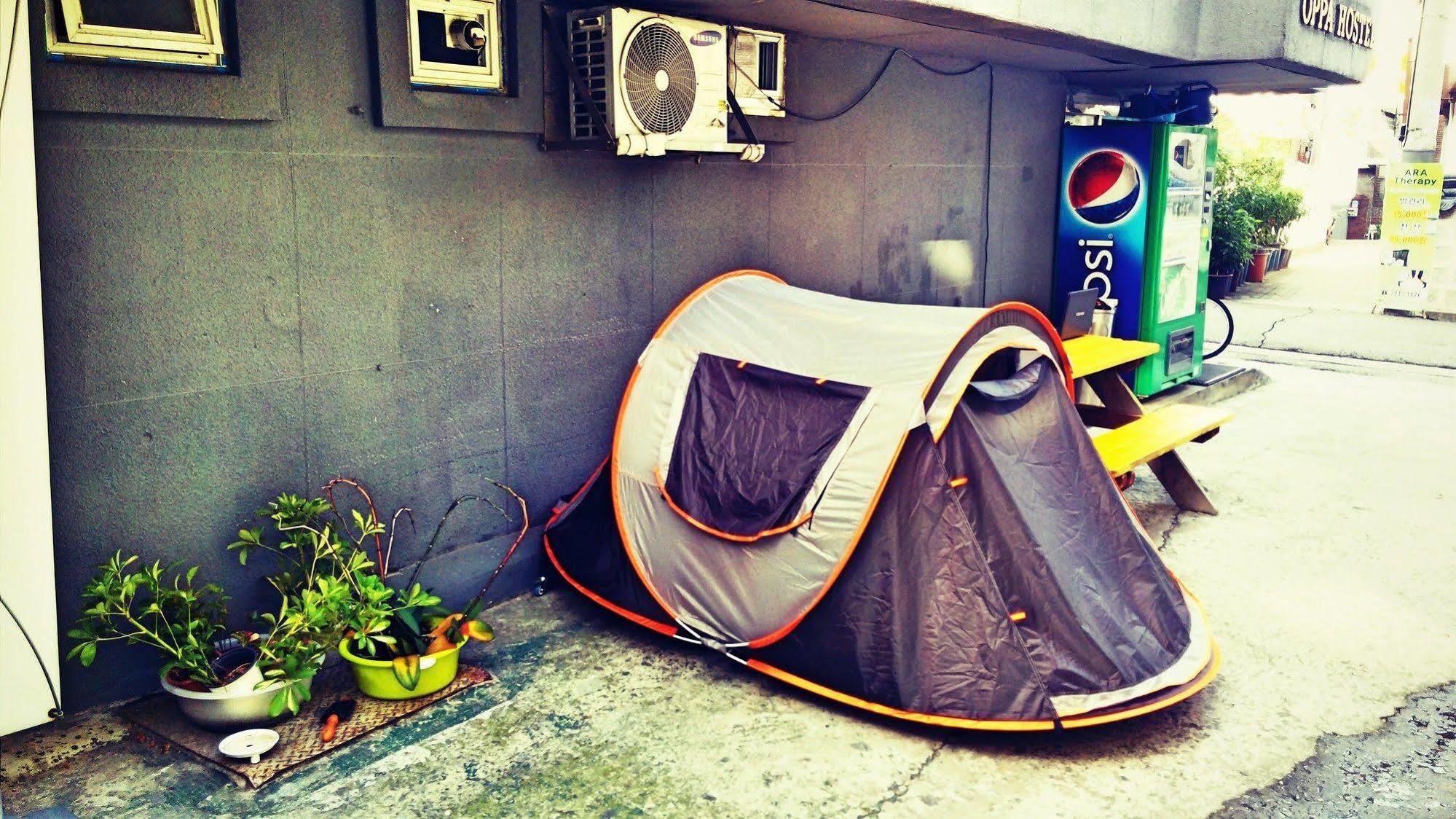 Oppa Hostel Seoul Exterior photo