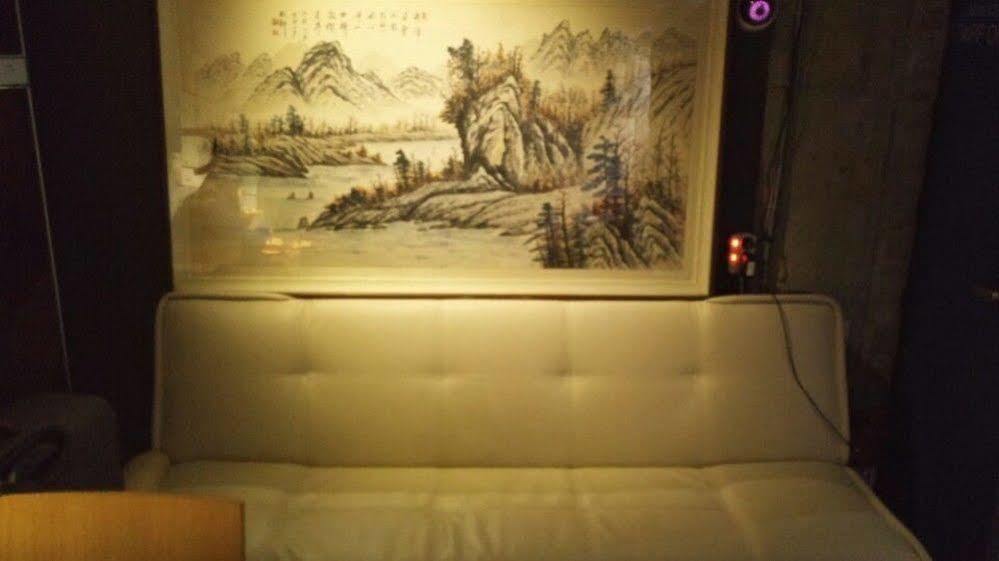 Oppa Hostel Seoul Exterior photo