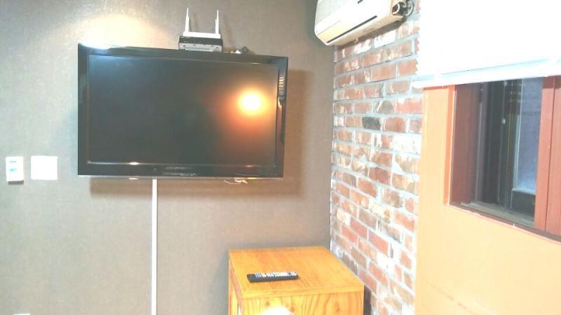 Oppa Hostel Seoul Exterior photo