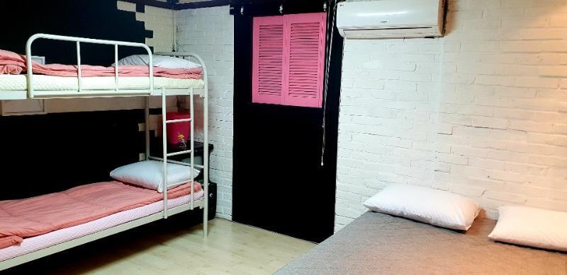 Oppa Hostel Seoul Exterior photo