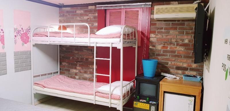 Oppa Hostel Seoul Exterior photo